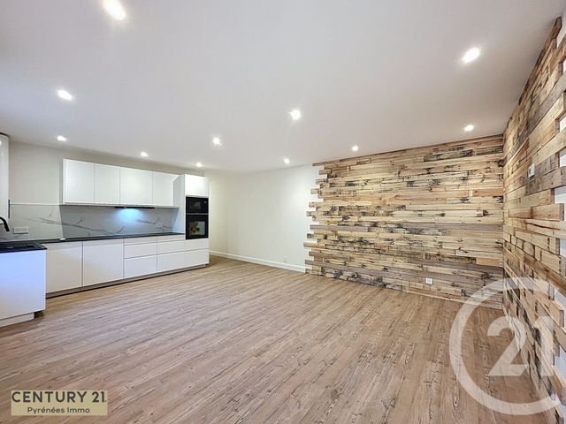 Appartement à vendre - 4 pièces - 75.0 m2 - BAGNERES DE LUCHON - 31 - MIDI-PYRENEES - Century 21 Pyrénées Immo