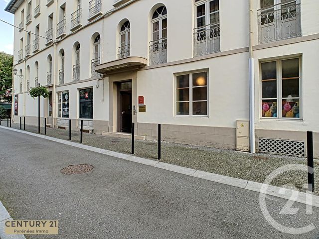 Appartement T2 à vendre - 2 pièces - 30.0 m2 - BAGNERES DE LUCHON - 31 - MIDI-PYRENEES - Century 21 Pyrénées Immo