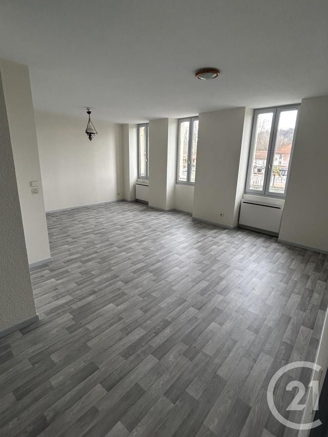 Appartement T2 à louer - 2 pièces - 59.02 m2 - SALIES DU SALAT - 31 - MIDI-PYRENEES - Century 21 Pyrénées Immo