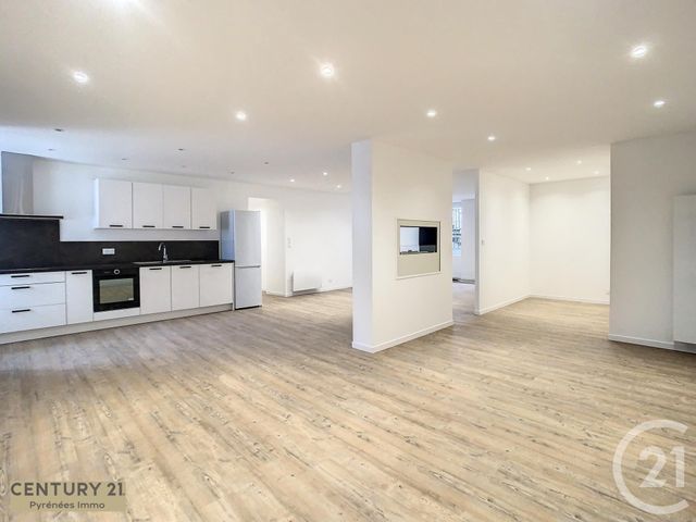 Appartement T3 à vendre - 4 pièces - 199.14 m2 - BAGNERES DE LUCHON - 31 - MIDI-PYRENEES - Century 21 Pyrénées Immo