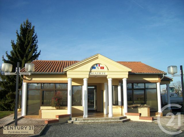 Afficher la photo en grand terrain à vendre - 2030.0 m2 - CUGURON - 31 - MIDI-PYRENEES - Century 21 Pyrénées Immo