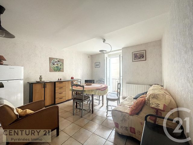 Appartement F2 à louer - 2 pièces - 34.3 m2 - BAGNERES DE LUCHON - 31 - MIDI-PYRENEES - Century 21 Pyrénées Immo