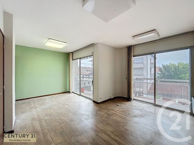 Appartement F7 et + à vendre - 11 pièces - 185.12 m2 - ST GAUDENS - 31 - MIDI-PYRENEES - Century 21 Pyrénées Immo