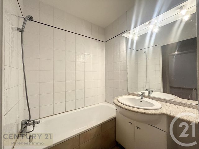 Appartement T2 à vendre - 2 pièces - 32.0 m2 - ST GAUDENS - 31 - MIDI-PYRENEES - Century 21 Pyrénées Immo