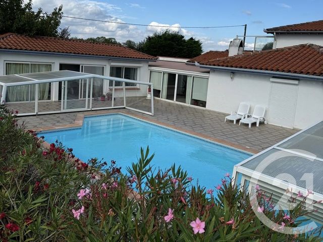 Afficher la photo en grand maison à vendre - 7 pièces - 246.0 m2 - ST GAUDENS - 31 - MIDI-PYRENEES - Century 21 Pyrénées Immo