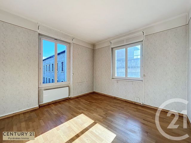 Afficher la photo en grand Appartement F3 bis à vendre - 3 pièces - 120.34 m2 - ST GAUDENS - 31 - MIDI-PYRENEES - Century 21 Pyrénées Immo