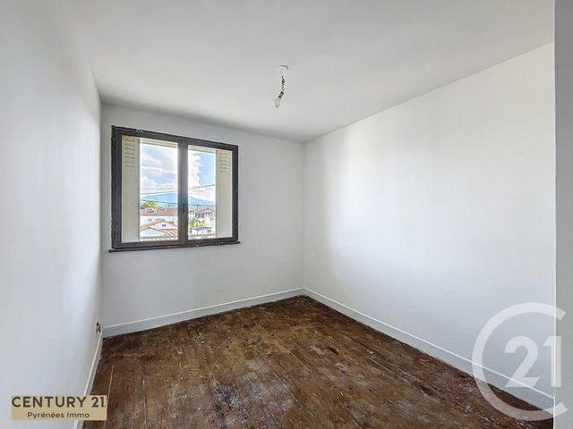 Appartement à vendre - 4 pièces - 61.68 m2 - ST GAUDENS - 31 - MIDI-PYRENEES - Century 21 Pyrénées Immo