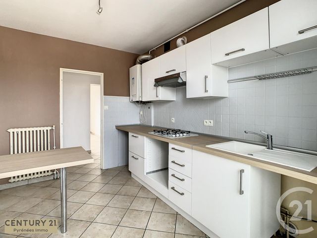 Appartement T3 à vendre - 3 pièces - 75.75 m2 - ST GAUDENS - 31 - MIDI-PYRENEES - Century 21 Pyrénées Immo