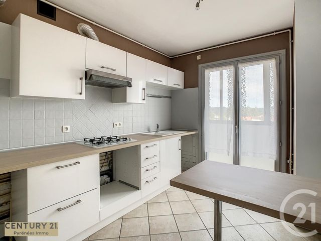 Appartement T3 à vendre - 3 pièces - 75.75 m2 - ST GAUDENS - 31 - MIDI-PYRENEES - Century 21 Pyrénées Immo