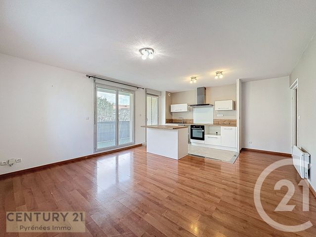 Appartement T3 à louer - 3 pièces - 61.43 m2 - ST GAUDENS - 31 - MIDI-PYRENEES - Century 21 Pyrénées Immo