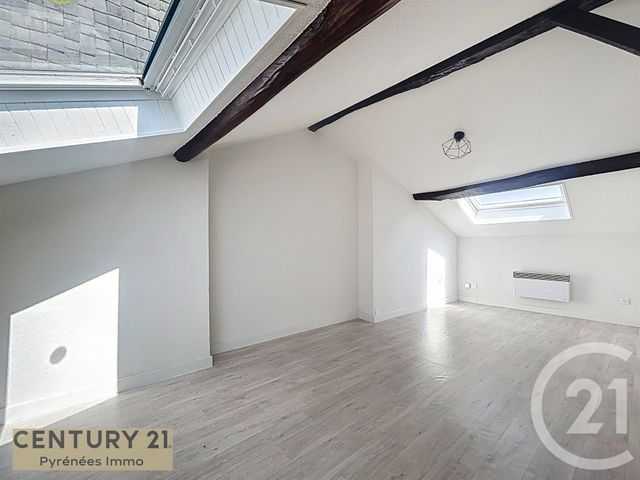 Appartement T1 à louer - 2 pièces - 24.0 m2 - ST GAUDENS - 31 - MIDI-PYRENEES - Century 21 Pyrénées Immo