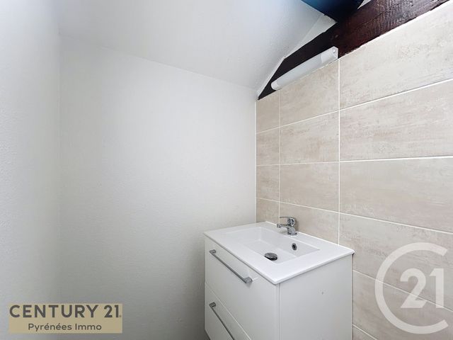 Appartement T1 à louer - 2 pièces - 24.0 m2 - ST GAUDENS - 31 - MIDI-PYRENEES - Century 21 Pyrénées Immo