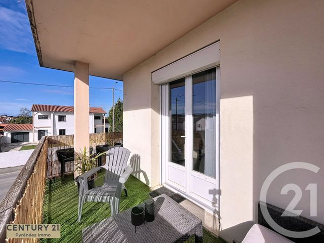 Afficher la photo en grand Appartement F3 à vendre - 3 pièces - 82.0 m2 - ST GAUDENS - 31 - MIDI-PYRENEES - Century 21 Pyrénées Immo