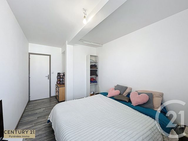 Afficher la photo en grand Appartement F3 à vendre - 3 pièces - 82.0 m2 - ST GAUDENS - 31 - MIDI-PYRENEES - Century 21 Pyrénées Immo