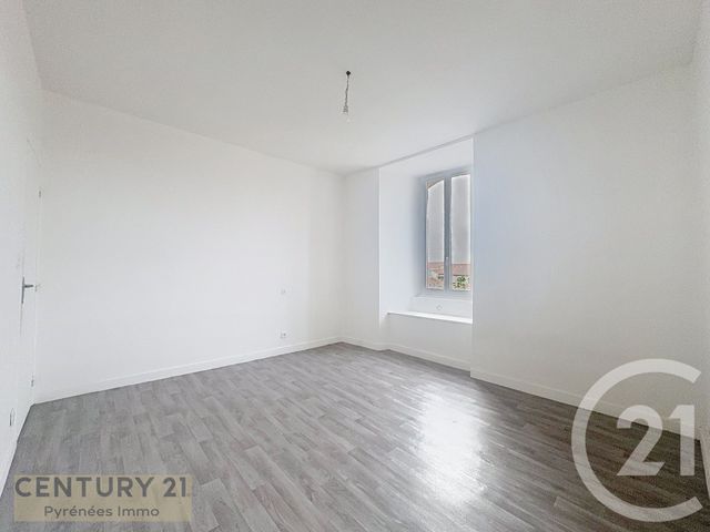 Appartement à louer - 2 pièces - 50.0 m2 - ST GAUDENS - 31 - MIDI-PYRENEES - Century 21 Pyrénées Immo