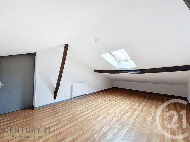 Appartement T3 à louer - 3 pièces - 47.0 m2 - ASPET - 31 - MIDI-PYRENEES - Century 21 Pyrénées Immo