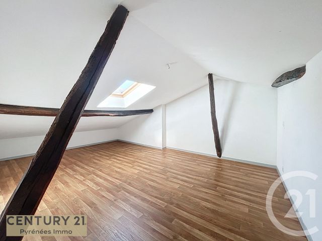 Appartement T3 à louer - 3 pièces - 47.0 m2 - ASPET - 31 - MIDI-PYRENEES - Century 21 Pyrénées Immo