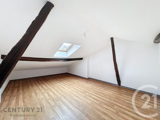 Appartement T3 à louer - 3 pièces - 47.0 m2 - ASPET - 31 - MIDI-PYRENEES - Century 21 Pyrénées Immo