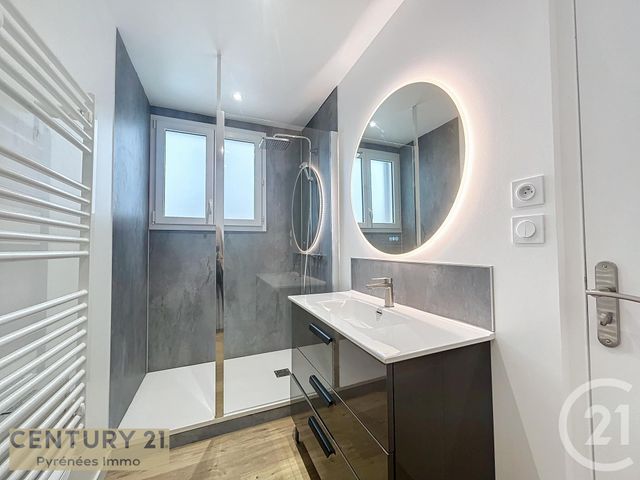 Appartement à louer - 3 pièces - 65.0 m2 - ST GAUDENS - 31 - MIDI-PYRENEES - Century 21 Pyrénées Immo