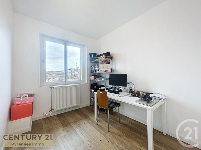 Appartement à louer - 3 pièces - 65.0 m2 - ST GAUDENS - 31 - MIDI-PYRENEES - Century 21 Pyrénées Immo