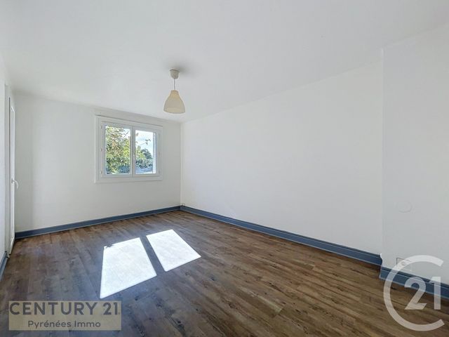 Appartement F4 à louer - 3 pièces - 66.15 m2 - ST GAUDENS - 31 - MIDI-PYRENEES - Century 21 Pyrénées Immo
