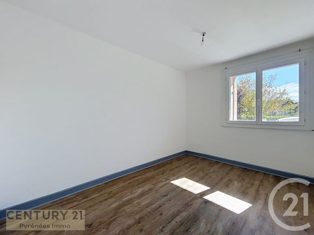Appartement F4 à louer - 3 pièces - 66.15 m2 - ST GAUDENS - 31 - MIDI-PYRENEES - Century 21 Pyrénées Immo