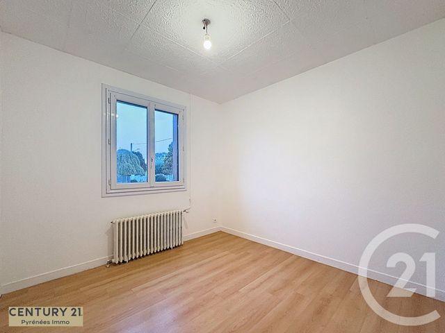 maison à louer - 4 pièces - 119.0 m2 - MONTREJEAU - 31 - MIDI-PYRENEES - Century 21 Pyrénées Immo