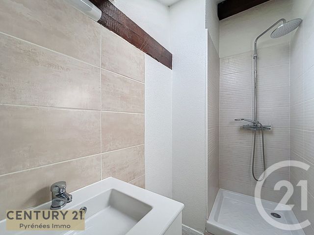 Appartement T1 à louer - 2 pièces - 24.0 m2 - ST GAUDENS - 31 - MIDI-PYRENEES - Century 21 Pyrénées Immo