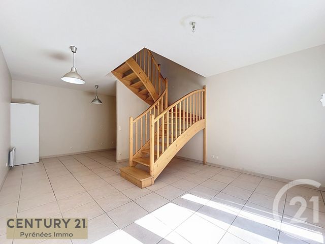 Appartement T3 à louer - 3 pièces - 61.0 m2 - MARTRES TOLOSANE - 31 - MIDI-PYRENEES - Century 21 Pyrénées Immo