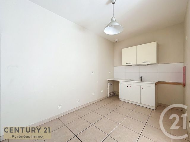 Appartement T3 à louer - 3 pièces - 61.0 m2 - MARTRES TOLOSANE - 31 - MIDI-PYRENEES - Century 21 Pyrénées Immo
