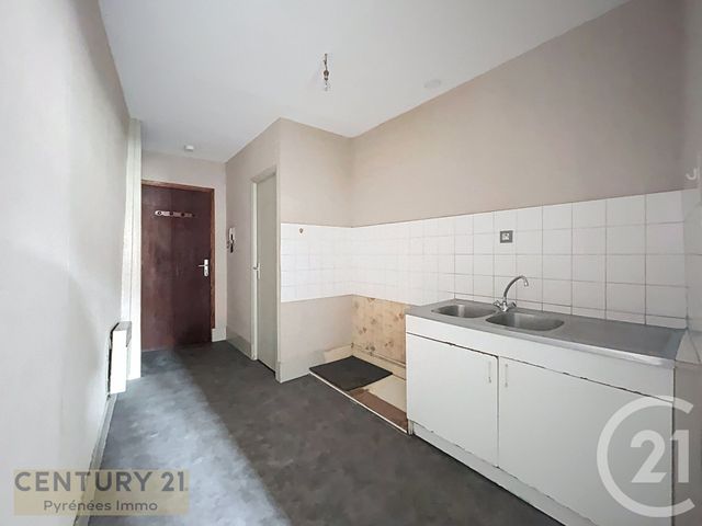 Appartement F2 à louer - 2 pièces - 35.78 m2 - ST GAUDENS - 31 - MIDI-PYRENEES - Century 21 Pyrénées Immo