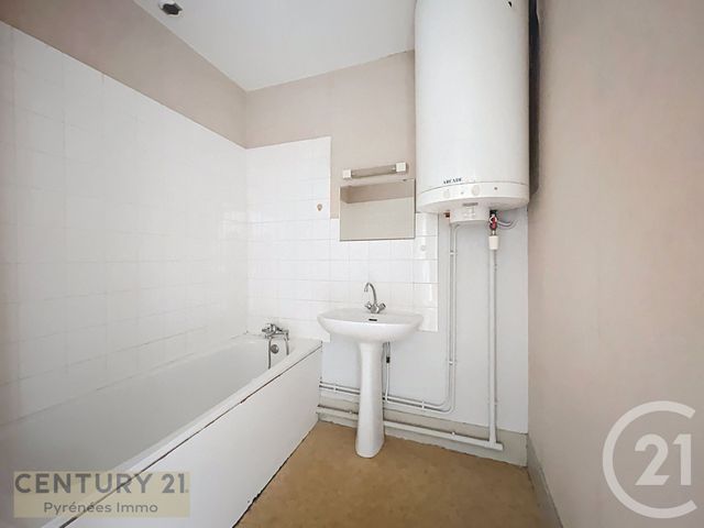 Appartement F2 à louer - 2 pièces - 35.78 m2 - ST GAUDENS - 31 - MIDI-PYRENEES - Century 21 Pyrénées Immo