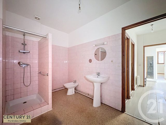 Appartement F3 à louer - 3 pièces - 76.81 m2 - MONTREJEAU - 31 - MIDI-PYRENEES - Century 21 Pyrénées Immo