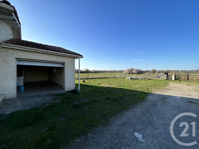 maison à louer - 4 pièces - 100.2 m2 - POINTIS INARD - 31 - MIDI-PYRENEES - Century 21 Pyrénées Immo