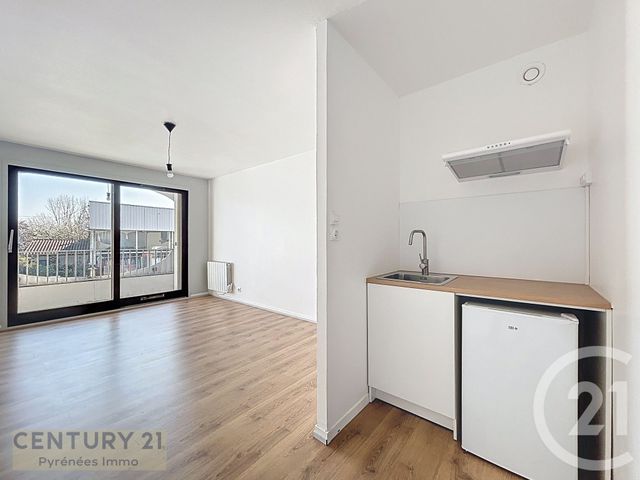 Appartement Studio à louer - 1 pièce - 23.82 m2 - ST GAUDENS - 31 - MIDI-PYRENEES - Century 21 Pyrénées Immo