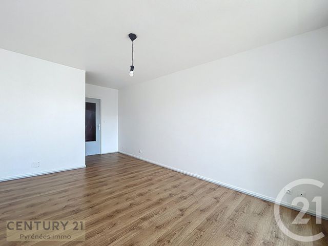 Appartement Studio à louer - 1 pièce - 23.82 m2 - ST GAUDENS - 31 - MIDI-PYRENEES - Century 21 Pyrénées Immo