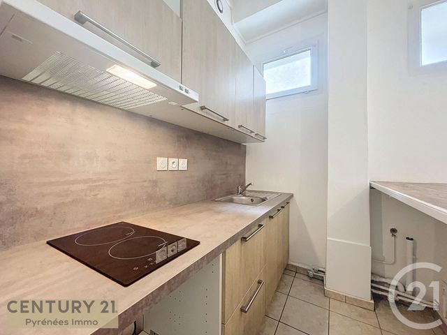 Appartement T2 à louer - 2 pièces - 38.25 m2 - ST GAUDENS - 31 - MIDI-PYRENEES - Century 21 Pyrénées Immo
