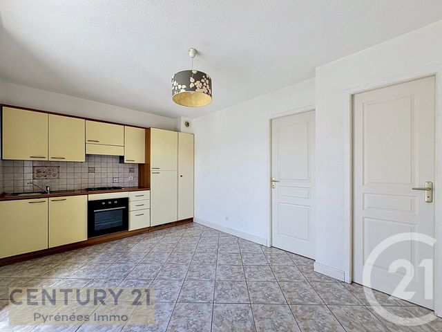 Appartement T2 à louer - 2 pièces - 25.8 m2 - SALIES DU SALAT - 31 - MIDI-PYRENEES - Century 21 Pyrénées Immo