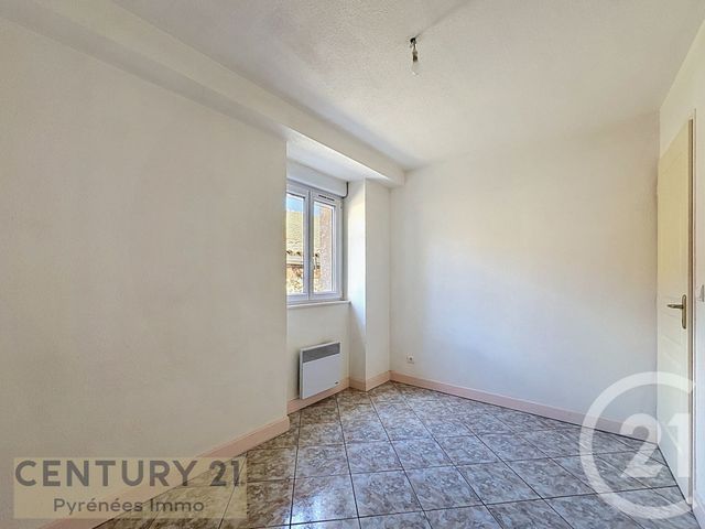 Appartement T2 à louer - 2 pièces - 25.8 m2 - SALIES DU SALAT - 31 - MIDI-PYRENEES - Century 21 Pyrénées Immo