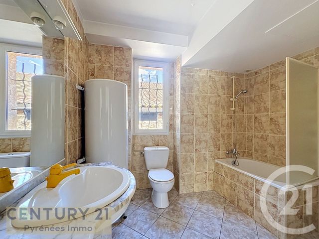 Appartement T2 à louer - 2 pièces - 25.8 m2 - SALIES DU SALAT - 31 - MIDI-PYRENEES - Century 21 Pyrénées Immo