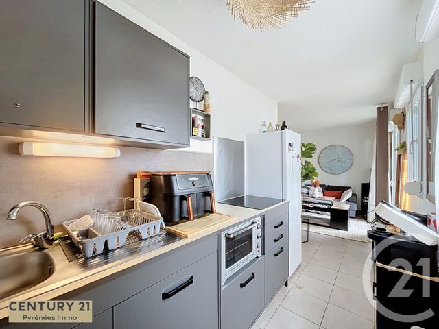 Appartement à vendre - 3 pièces - 54.86 m2 - ST GAUDENS - 31 - MIDI-PYRENEES - Century 21 Pyrénées Immo