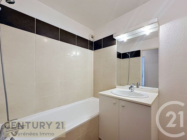 Appartement T2 à louer - 2 pièces - 38.45 m2 - ST GAUDENS - 31 - MIDI-PYRENEES - Century 21 Pyrénées Immo