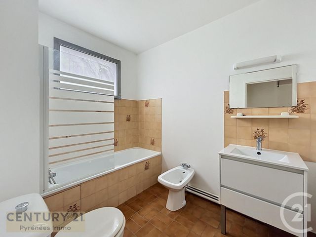 Appartement F1 à louer - 1 pièce - 46.88 m2 - ST GAUDENS - 31 - MIDI-PYRENEES - Century 21 Pyrénées Immo
