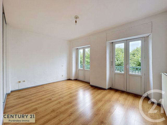 Appartement à louer - 3 pièces - 72.47 m2 - MONTREJEAU - 31 - MIDI-PYRENEES - Century 21 Pyrénées Immo