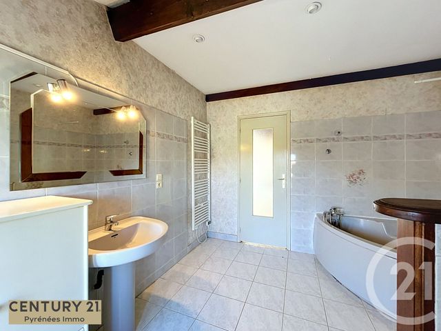 maison à vendre - 4 pièces - 184.6 m2 - MIRAMONT DE COMMINGES - 31 - MIDI-PYRENEES - Century 21 Pyrénées Immo