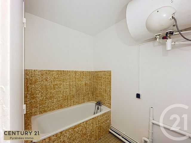 Appartement Studio à vendre - 1 pièce - 24.25 m2 - ST GAUDENS - 31 - MIDI-PYRENEES - Century 21 Pyrénées Immo