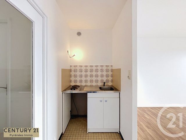 Appartement Studio à vendre - 1 pièce - 24.25 m2 - ST GAUDENS - 31 - MIDI-PYRENEES - Century 21 Pyrénées Immo