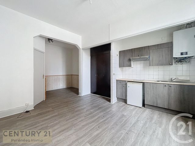 Appartement Studio à louer - 1 pièce - 25.0 m2 - ST GAUDENS - 31 - MIDI-PYRENEES - Century 21 Pyrénées Immo