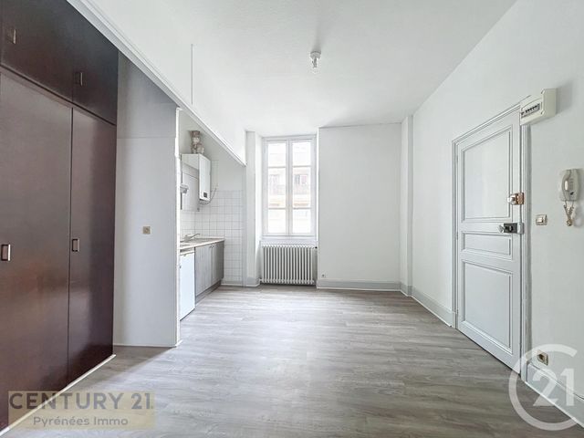 Appartement Studio à louer - 1 pièce - 25.0 m2 - ST GAUDENS - 31 - MIDI-PYRENEES - Century 21 Pyrénées Immo