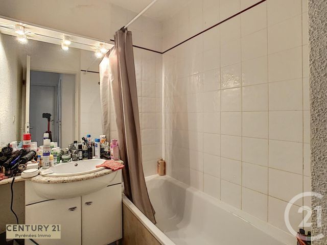 Appartement F2 à vendre - 2 pièces - 43.0 m2 - ST GAUDENS - 31 - MIDI-PYRENEES - Century 21 Pyrénées Immo Appartement F2 à vendre - 2 pièces - 43.0 m2 - ST GAUDENS - 31 - MIDI-PYRENEES - Century 21 Pyrénées Immo
